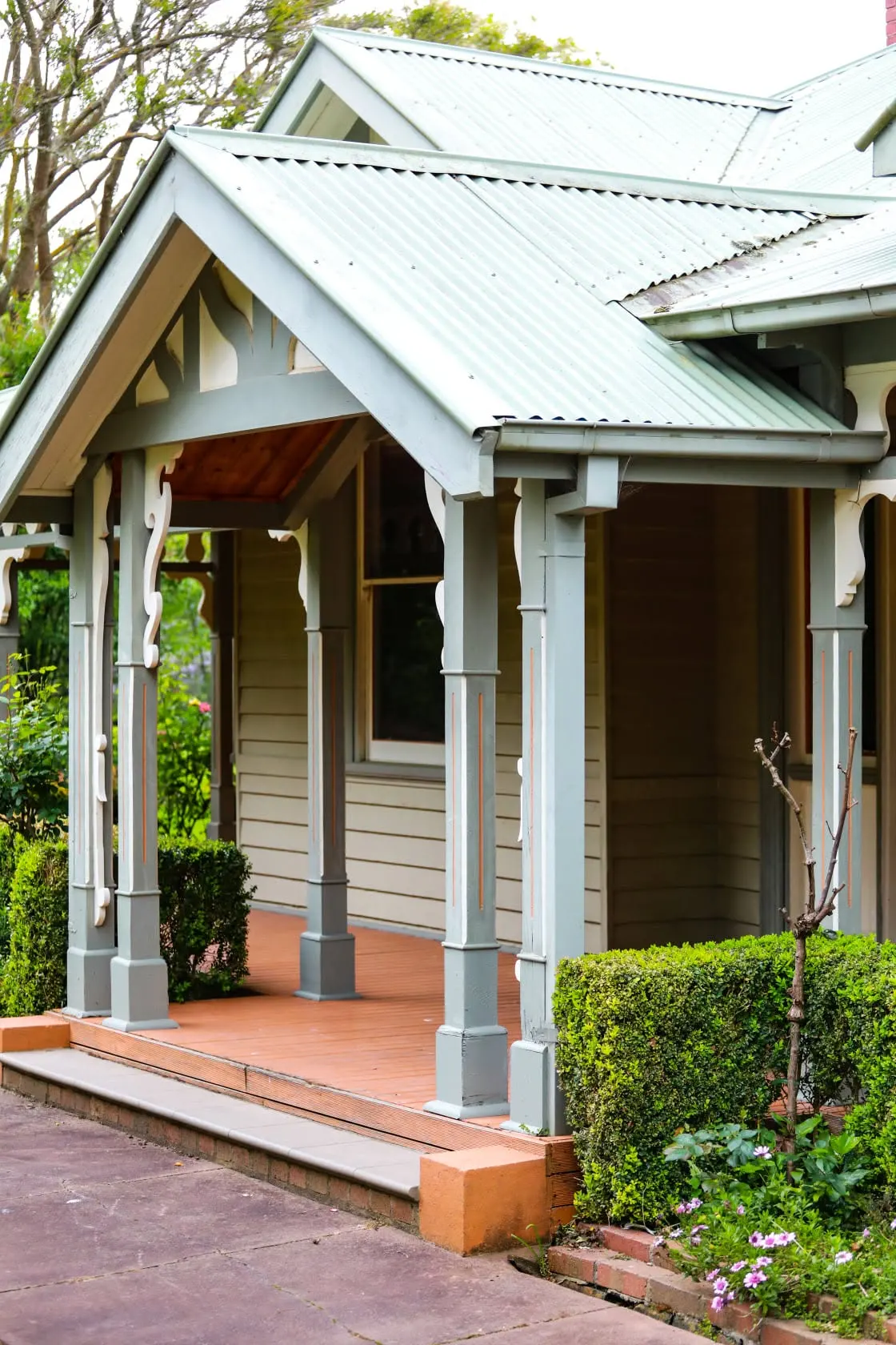 Side porch entrance